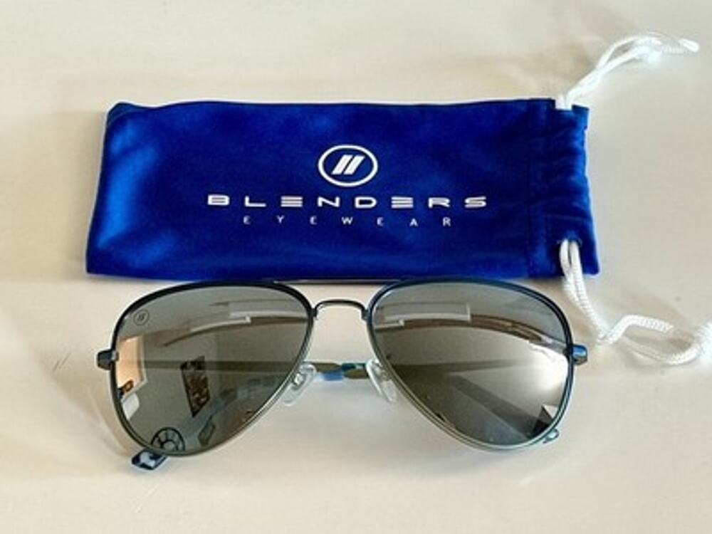 Blenders Malibu Moon A Series Polarized Mirror Aviator Sunglasses + Pouch (0231)